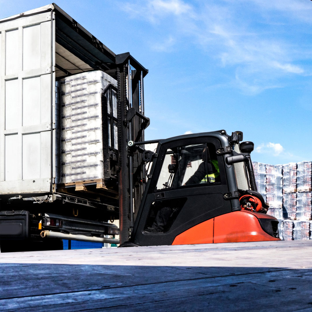 cross docking with a forklift